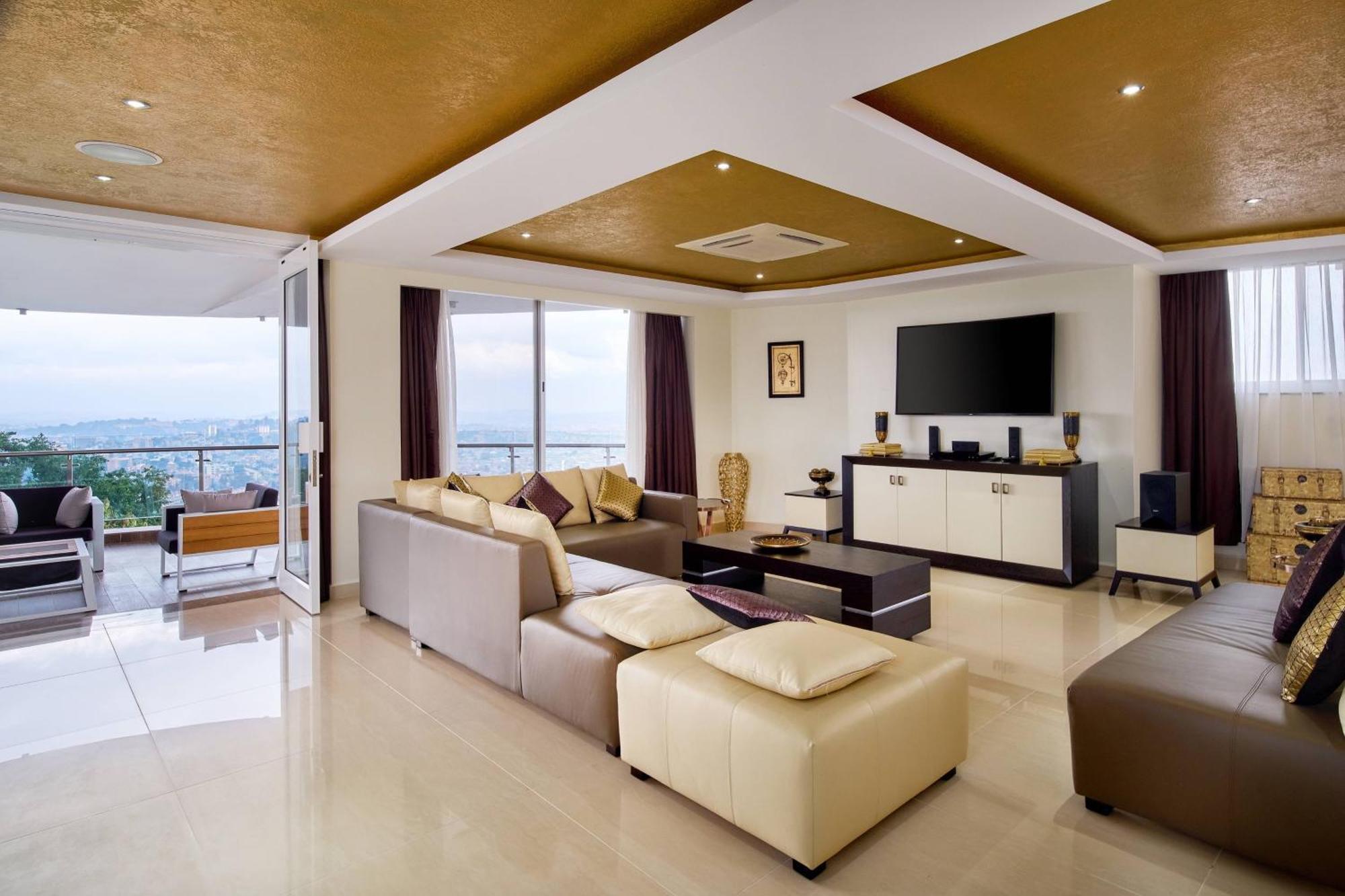 Protea Hotel By Marriott Kampala Skyz Exterior photo